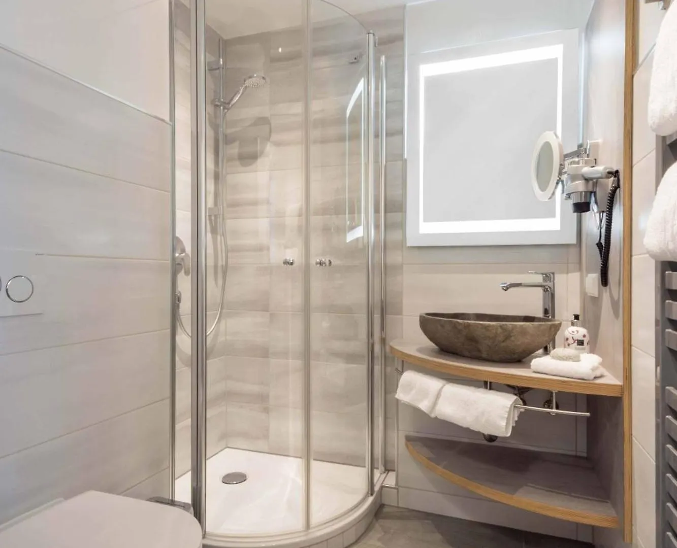 Fichtenwald-Ihr Boutique I Glueck'S Hotel Bad Fussing Germany